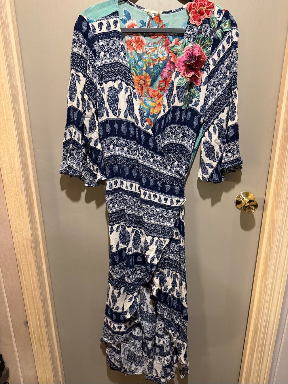 Aratta Silent embroidered wrap dress